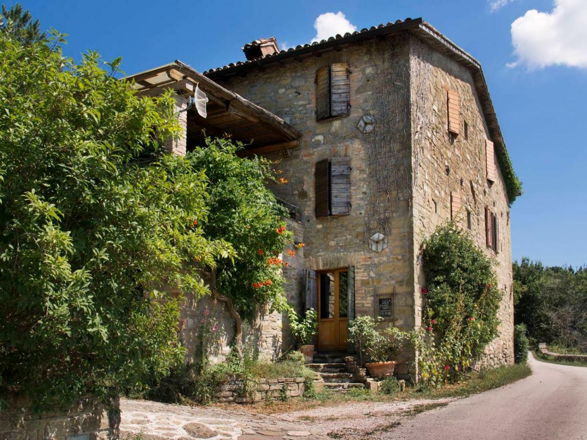 Casa La Valle, Gubbio, Frazione Santa Cristina Bed and Breakfast Εξωτερικό φωτογραφία